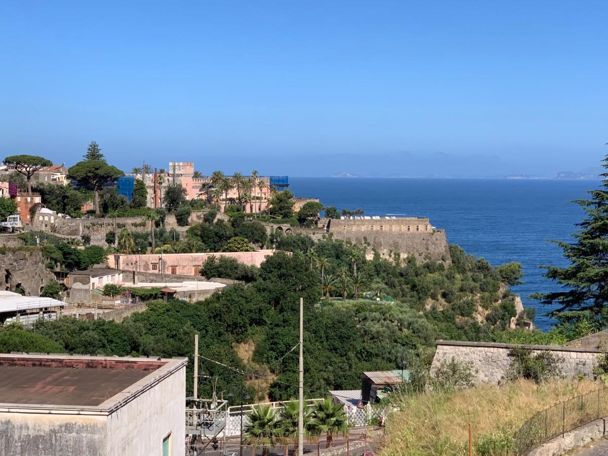 Vittoria Luxury Suite Vico Equense Buitenkant foto