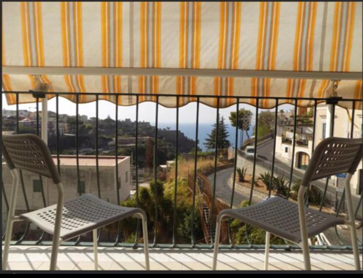 Vittoria Luxury Suite Vico Equense Buitenkant foto
