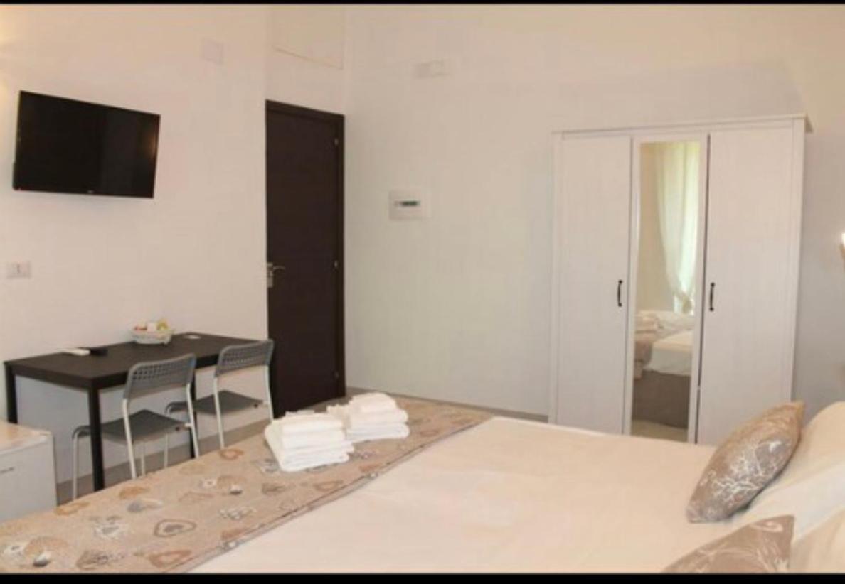 Vittoria Luxury Suite Vico Equense Buitenkant foto