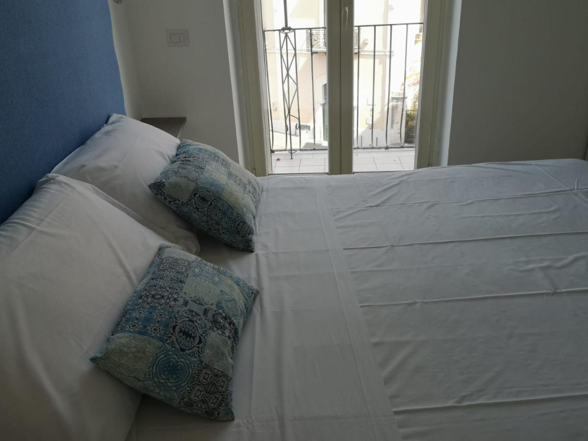 Vittoria Luxury Suite Vico Equense Buitenkant foto