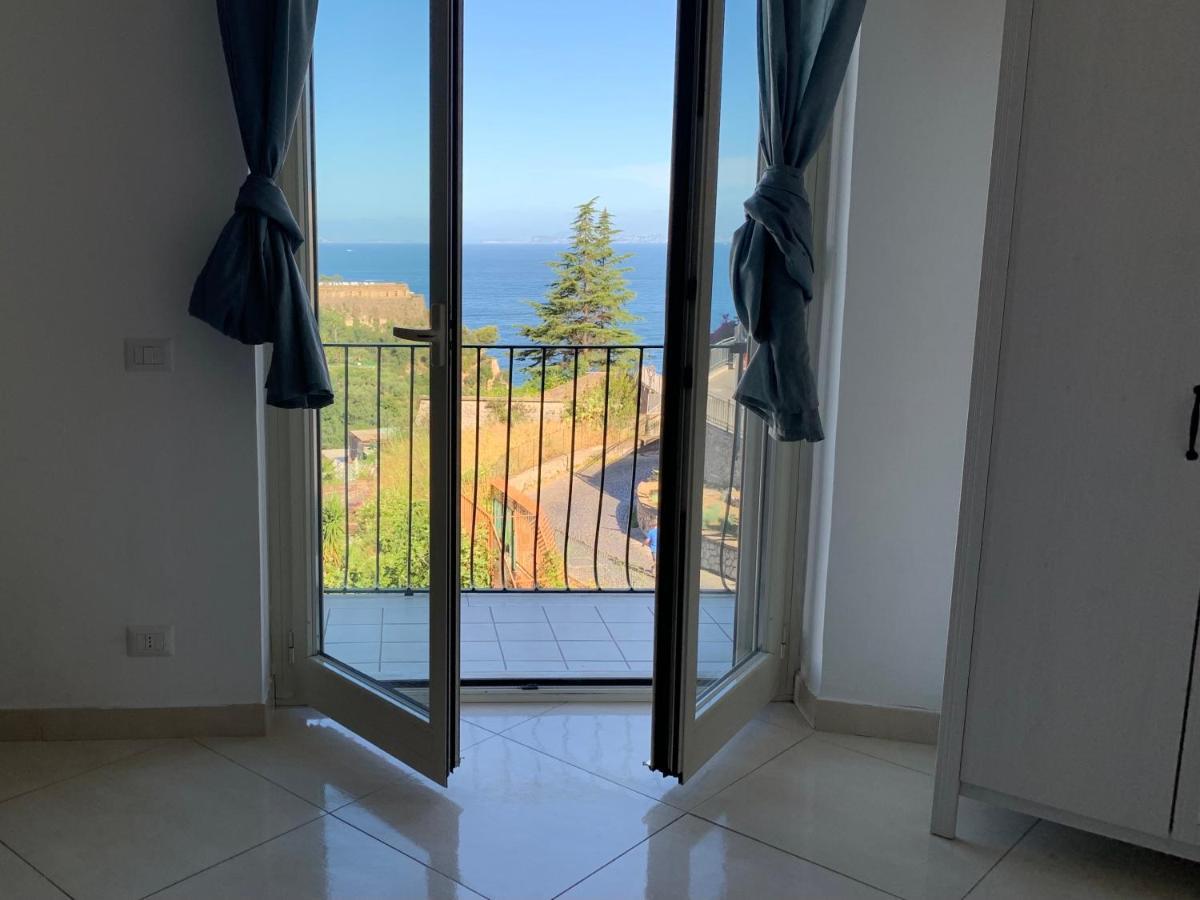 Vittoria Luxury Suite Vico Equense Buitenkant foto