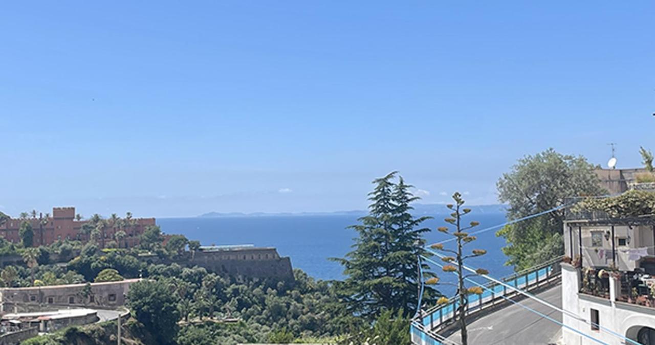 Vittoria Luxury Suite Vico Equense Buitenkant foto